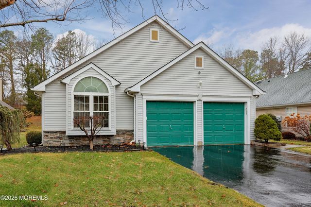 2894 Lenox Street, Toms River, NJ 08755