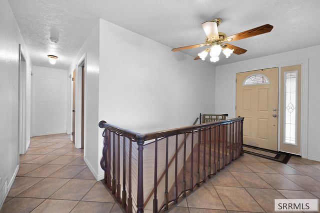 682 E 1100 N, Shelley, ID 83274
