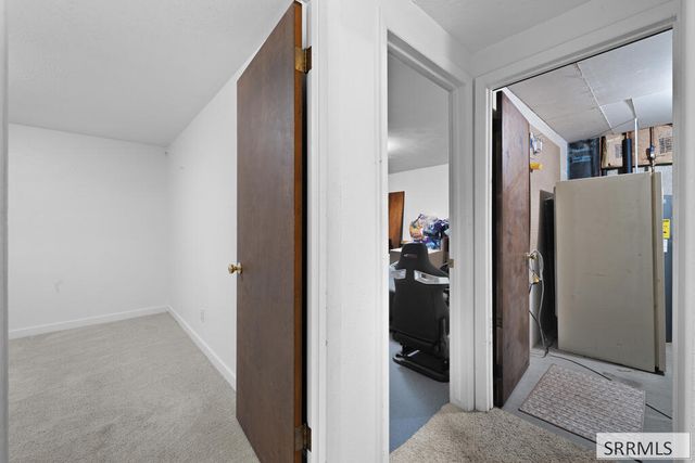 682 E 1100 N, Shelley, ID 83274