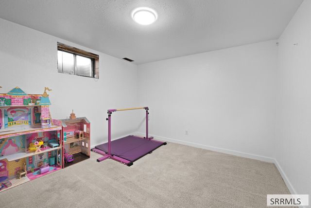 682 E 1100 N, Shelley, ID 83274