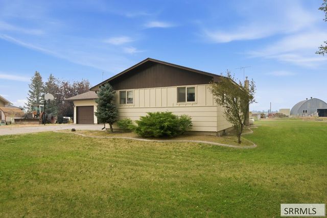 682 E 1100 N, Shelley, ID 83274