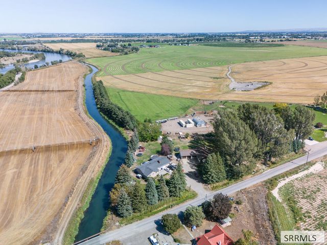 682 E 1100 N, Shelley, ID 83274