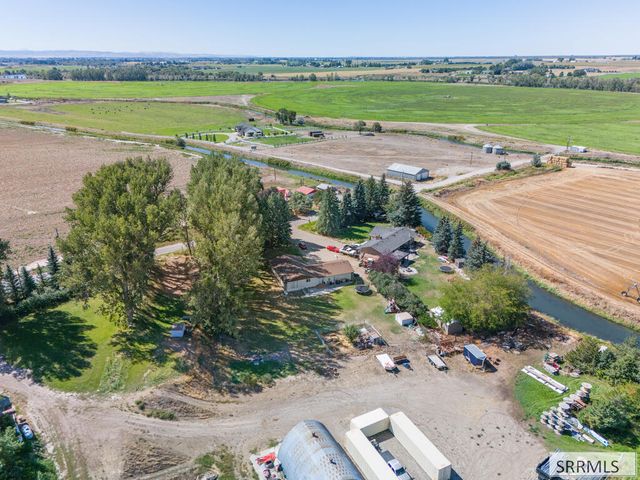 682 E 1100 N, Shelley, ID 83274