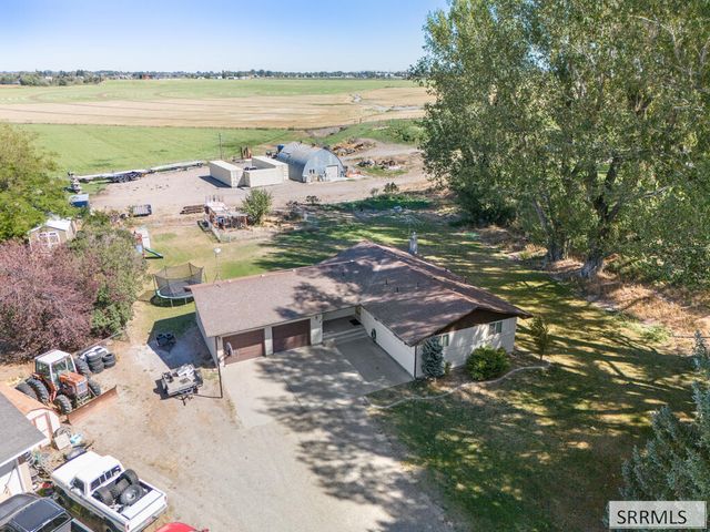682 E 1100 N, Shelley, ID 83274