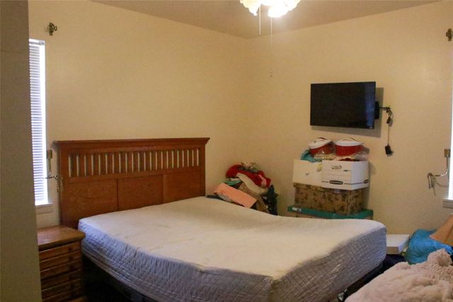 1417 williamsburg Road, Greenville, TX 75401