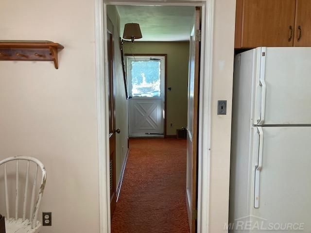 8641 Harding Street, Center Line, MI 48015