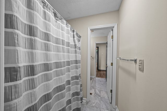 101 Woodland Pt, Estill Springs, TN 37330