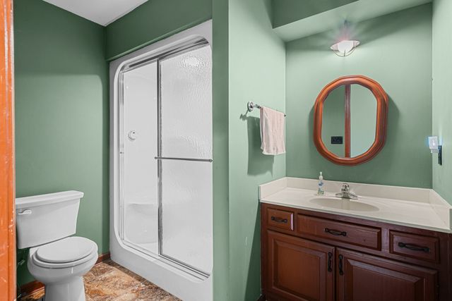 101 Woodland Pt, Estill Springs, TN 37330