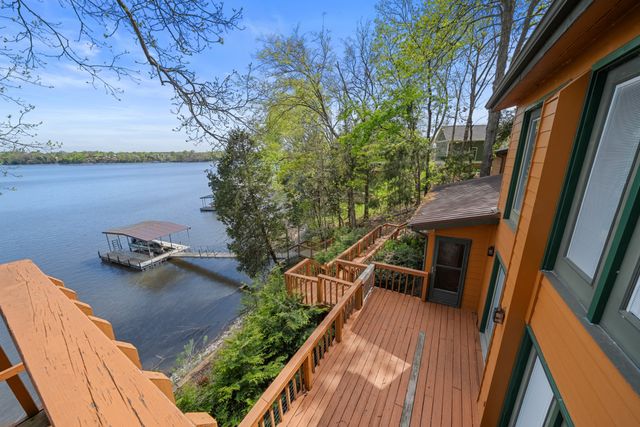 101 Woodland Pt, Estill Springs, TN 37330