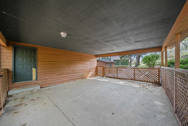 101 Woodland Pt, Estill Springs, TN 37330
