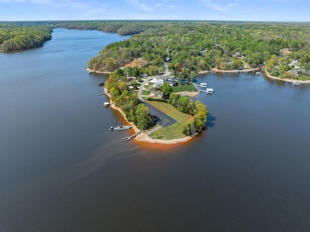 101 Woodland Pt, Estill Springs, TN 37330
