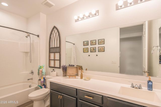 7914 W PUEBLO Avenue, Phoenix, AZ 85043