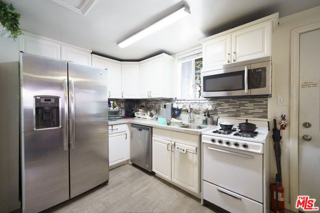 819 S Park View Street, Los Angeles, CA 90057