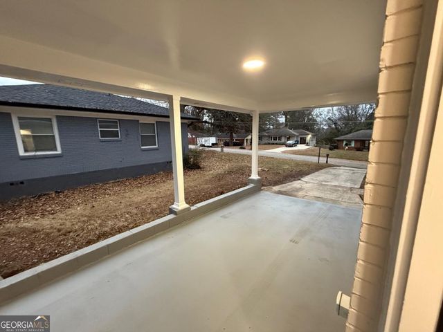 2996 Laguna Drive, Decatur, GA 30032