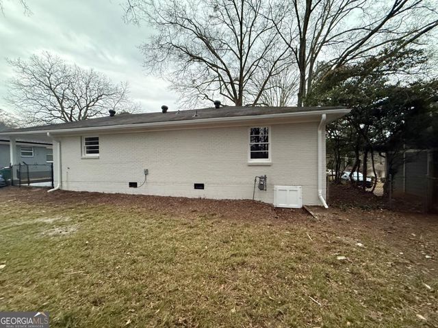 2996 Laguna Drive, Decatur, GA 30032