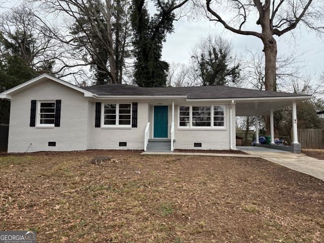 2996 Laguna Drive, Decatur, GA 30032