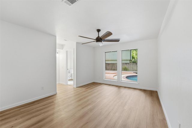 1907 Tangle Lake Drive, Kingwood, TX 77339