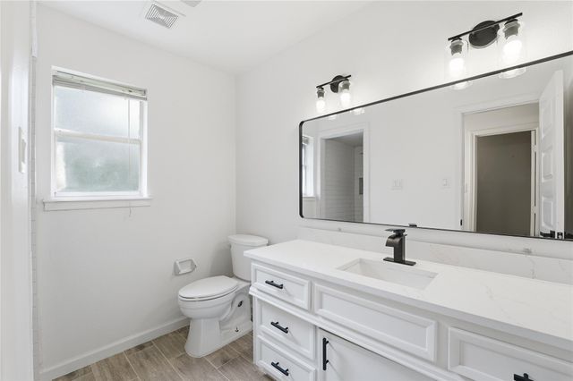1907 Tangle Lake Drive, Kingwood, TX 77339