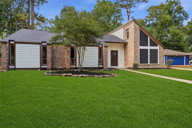 1907 Tangle Lake Drive, Kingwood, TX 77339