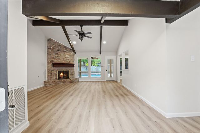 1907 Tangle Lake Drive, Kingwood, TX 77339