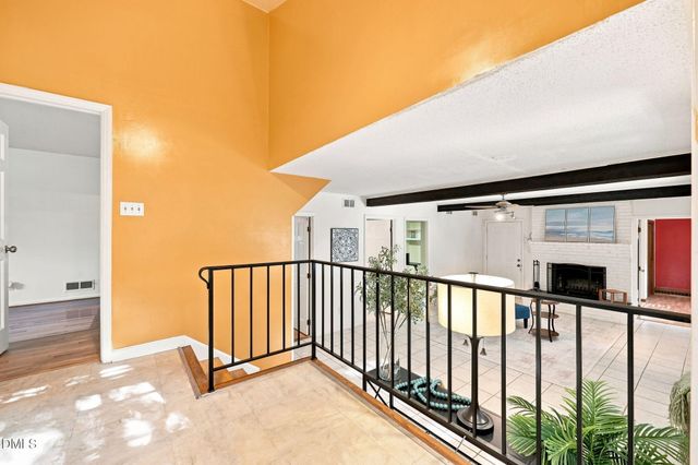 4904 Brookhurst Place, Raleigh, NC 27609