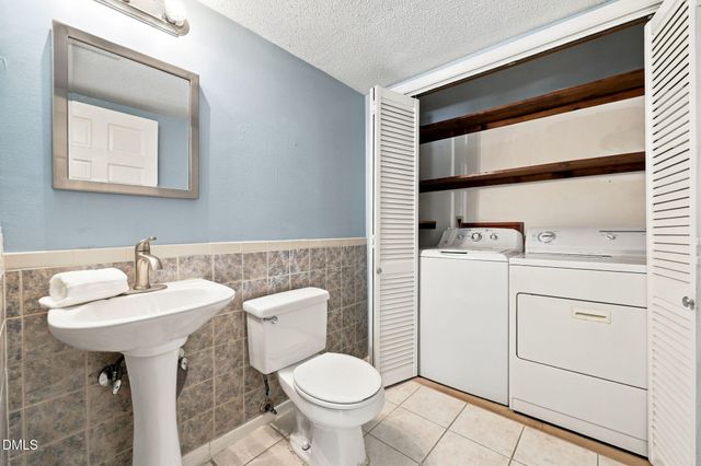 4904 Brookhurst Place, Raleigh, NC 27609