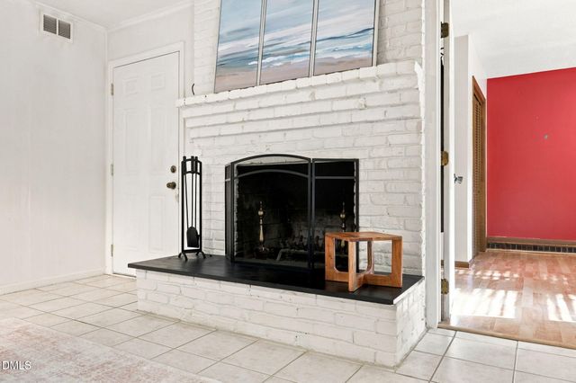 4904 Brookhurst Place, Raleigh, NC 27609