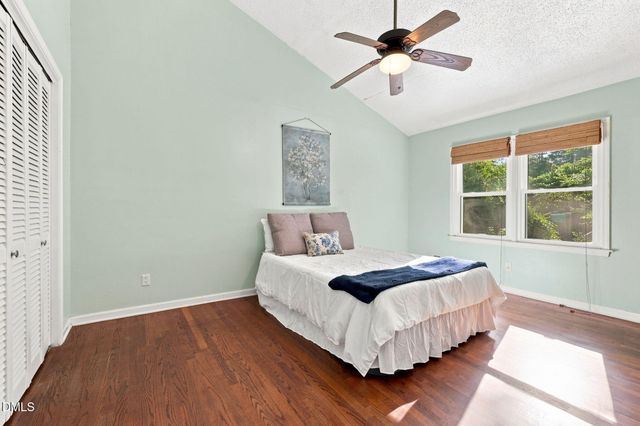 4904 Brookhurst Place, Raleigh, NC 27609