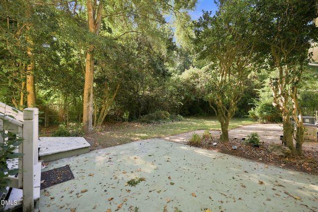 4904 Brookhurst Place, Raleigh, NC 27609