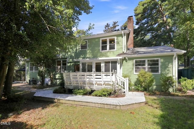 4904 Brookhurst Place, Raleigh, NC 27609
