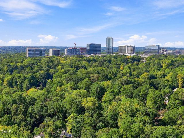 4904 Brookhurst Place, Raleigh, NC 27609