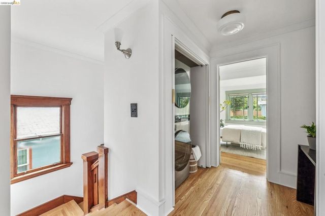 3943 Park Blvd, Oakland, CA 94602
