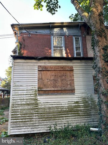 221 W APSLEY ST, Philadelphia, PA 19144