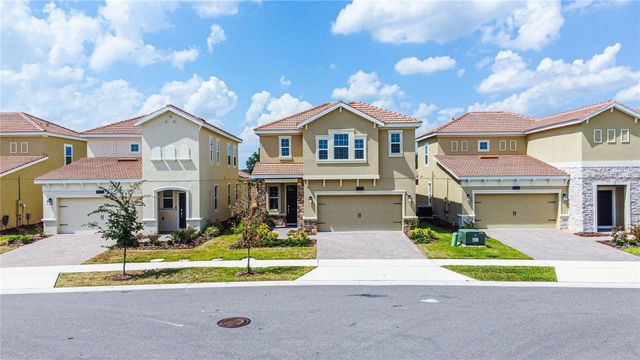 1043 BLACKWOLF RUN ROAD, Davenport, FL 33896