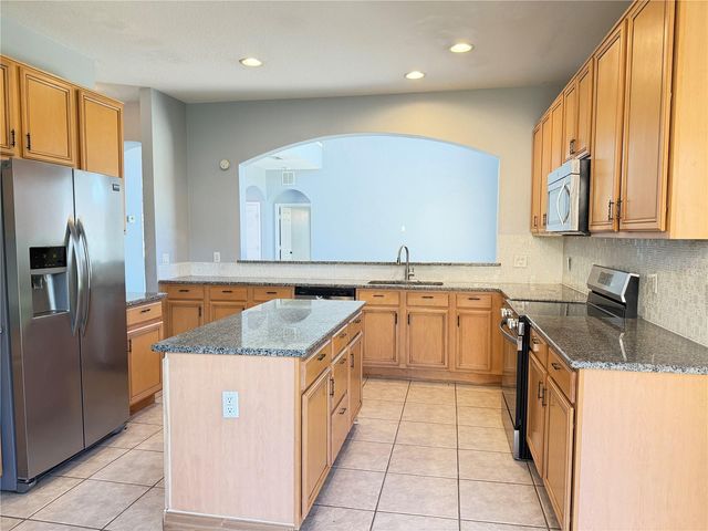 706 STRIHAL LOOP, Winter Garden, FL 34787