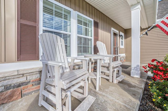 8733 Cobble Drive SW, Byron Center, MI 49315