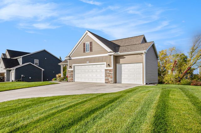 8733 Cobble Drive SW, Byron Center, MI 49315
