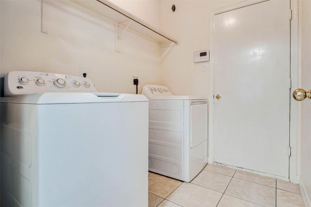 10422 Sutter Glen Lane, Houston, TX 77075