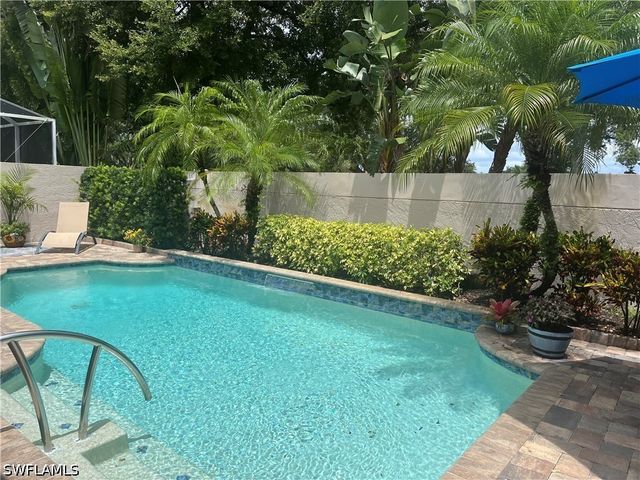 128 LIVERMORE LN, Naples, FL 34119