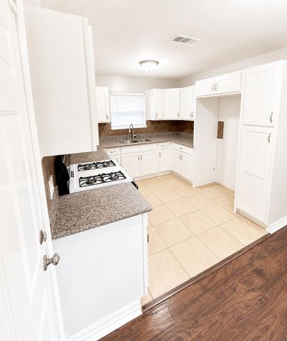 705 Evanston Street, Houston, TX 77015