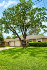 705 Evanston Street, Houston, TX 77015