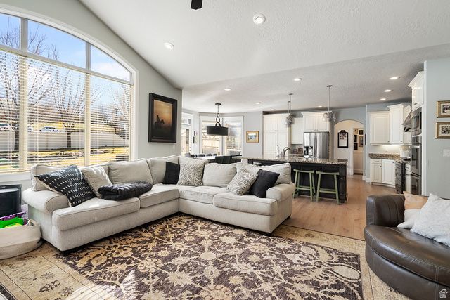 14 N 850 E, Lindon, UT 84042