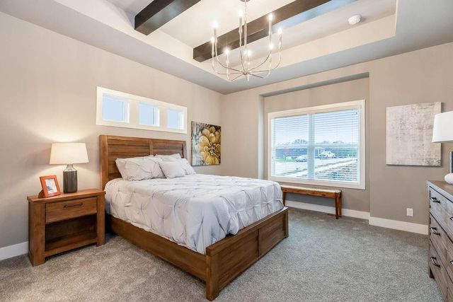 18501 Pawnee Lane, Overland Park, KS 66085