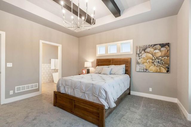 18501 Pawnee Lane, Overland Park, KS 66085