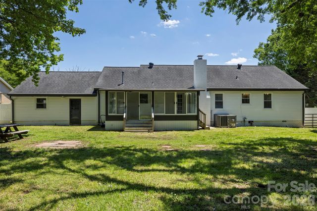 1542 Fieldcrest Circle, Rock Hill, SC 29732