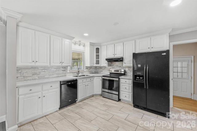 1542 Fieldcrest Circle, Rock Hill, SC 29732