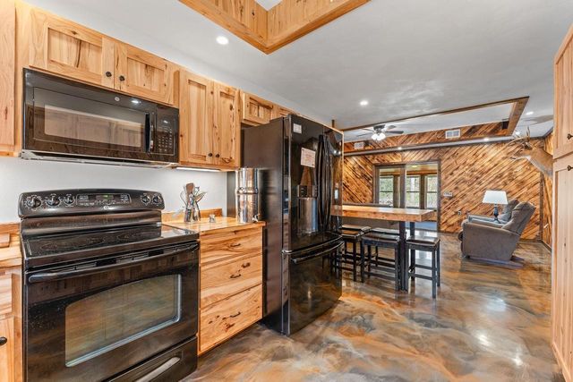 S3036 E Fox Hill Road, Baraboo, WI 53913