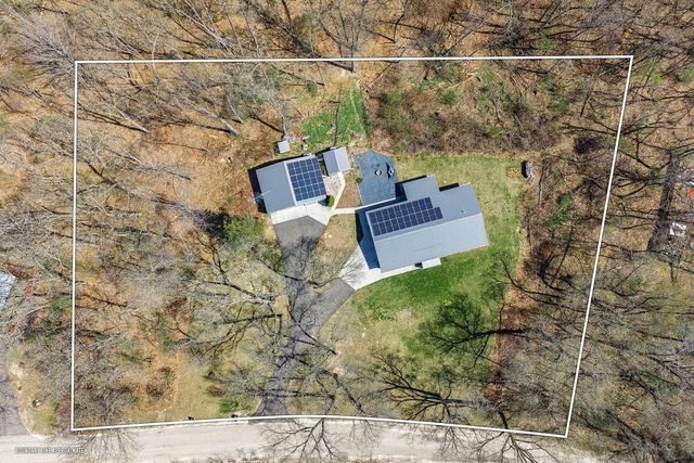 S3036 E Fox Hill Road, Baraboo, WI 53913