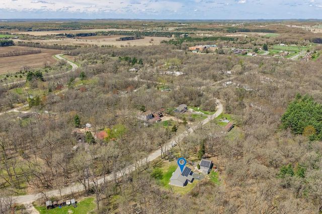 S3036 E Fox Hill Road, Baraboo, WI 53913