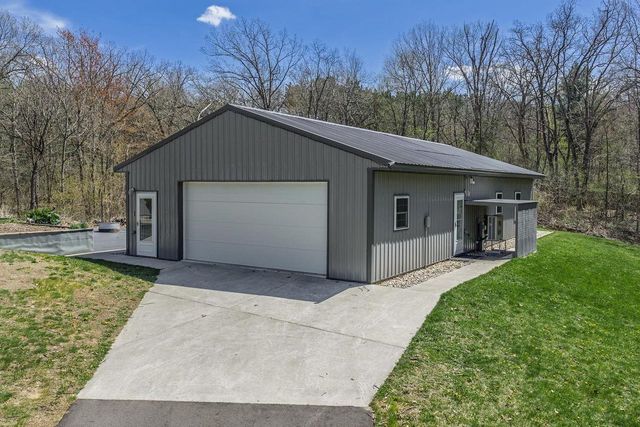 S3036 E Fox Hill Road, Baraboo, WI 53913